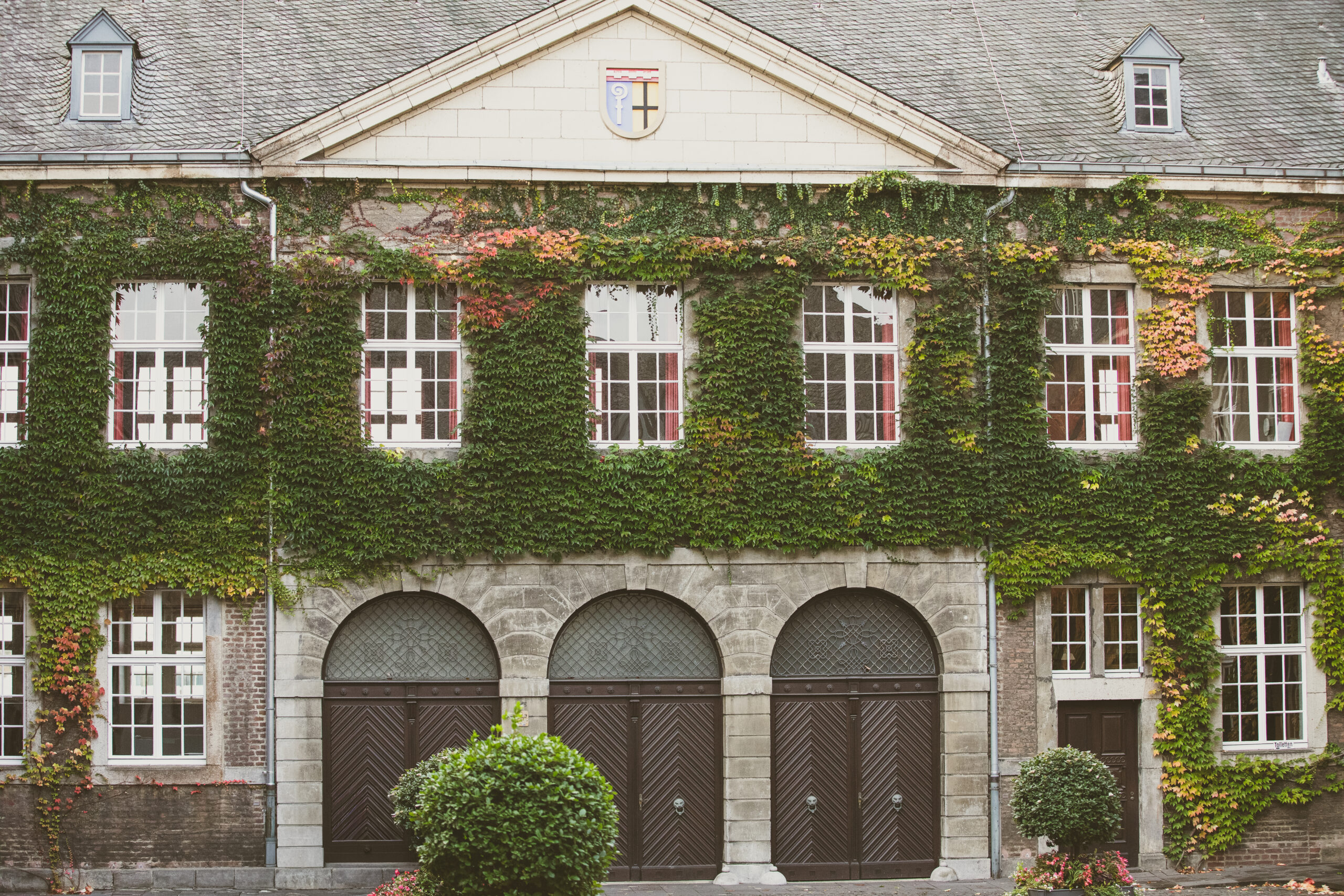 Rathaus Abtei Innenhof - Fotoblog Mönchengladbach